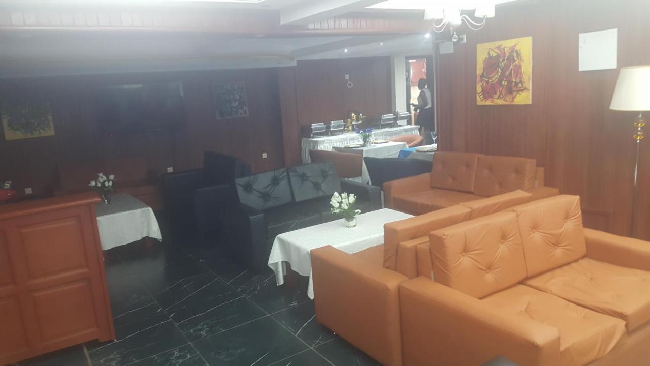 Residences Hotelieres Micheline Et Emile Bastos Yaoundé Εξωτερικό φωτογραφία