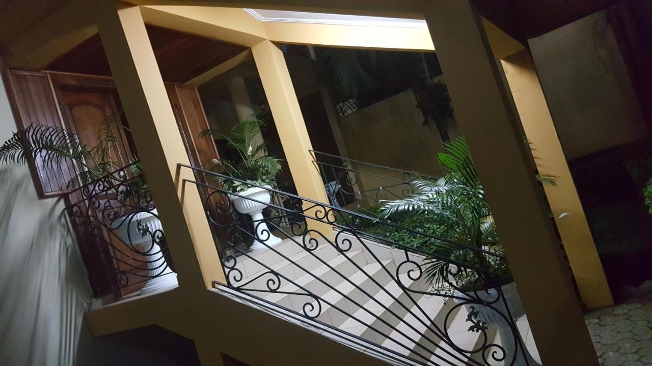 Residences Hotelieres Micheline Et Emile Bastos Yaoundé Εξωτερικό φωτογραφία